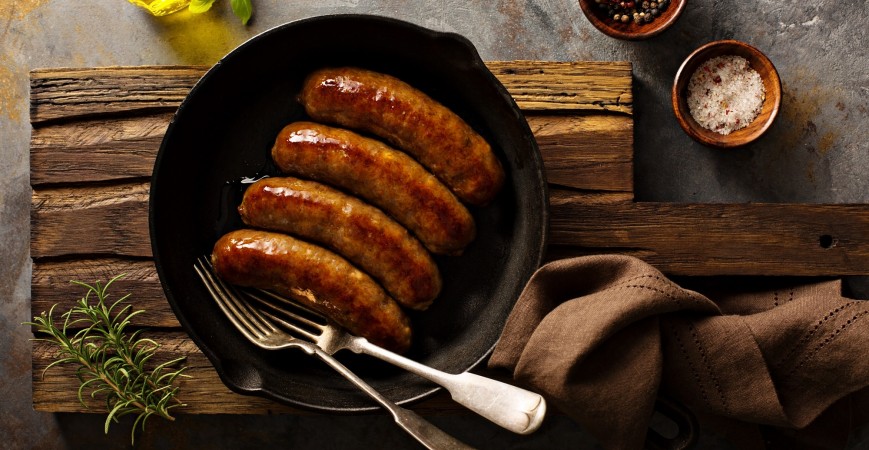 Bondepølse med ost og bacon